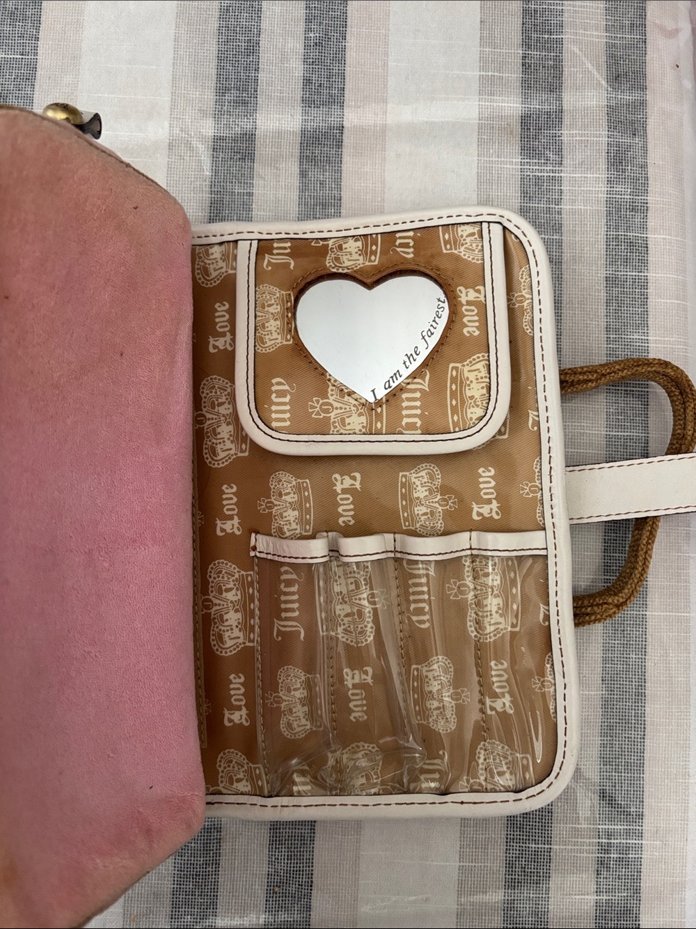 Vintage Pink Juicy Couture Makeup/Toiletry Bag - Picture 3 of 7